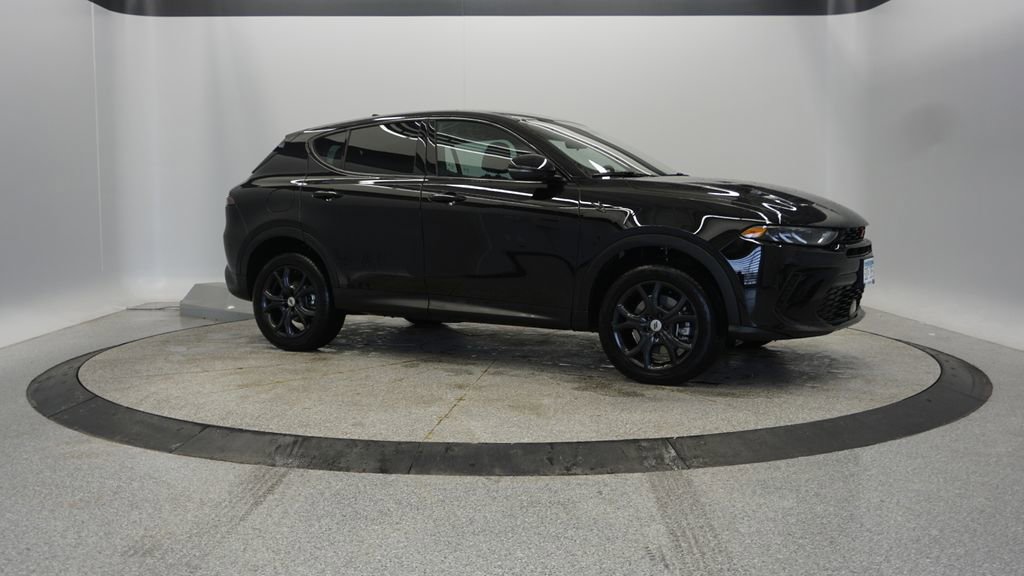 Used 2024 Dodge Hornet GT w/ GT Blacktop Package image 11