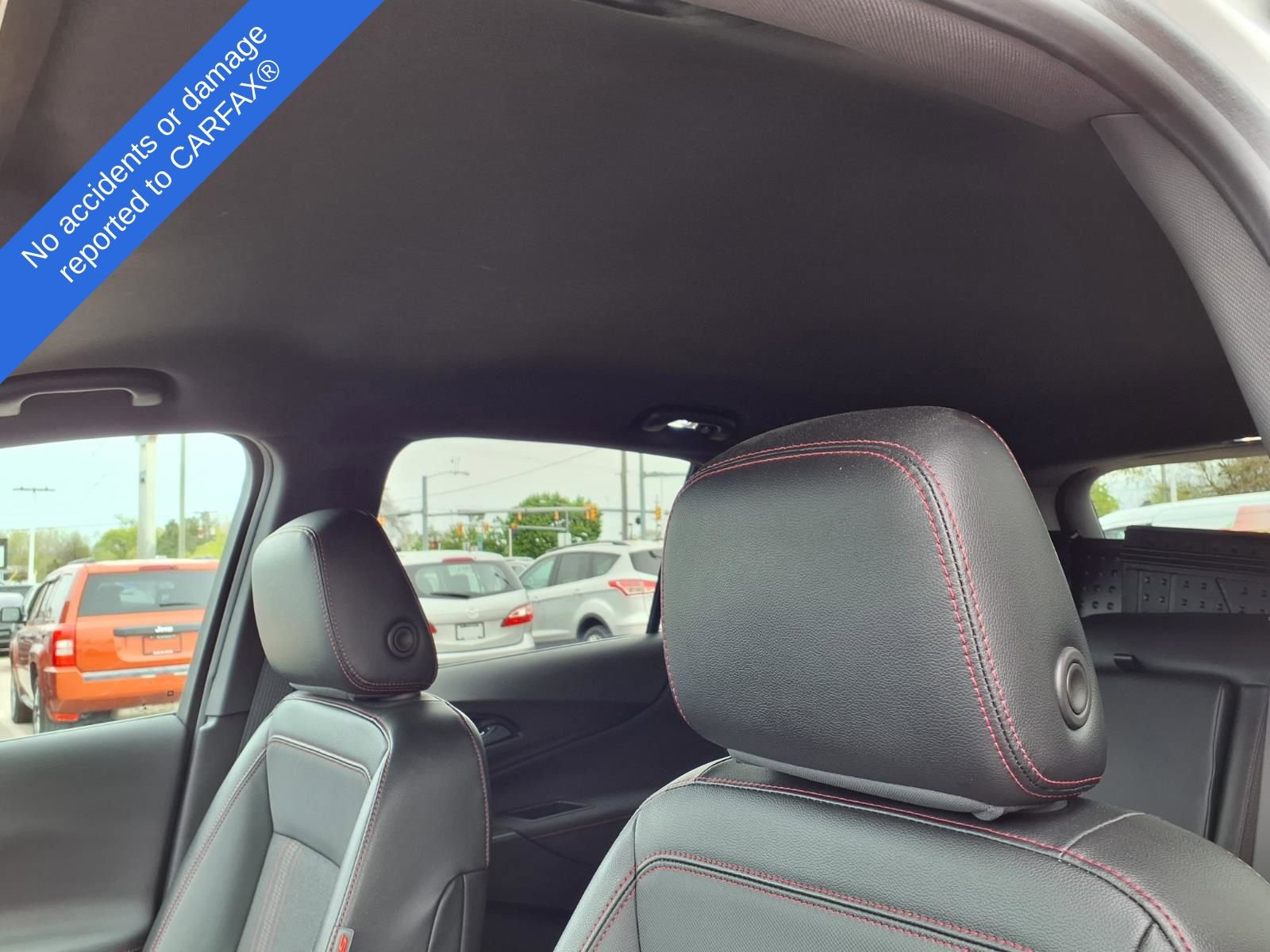 Used 2022 Chevrolet Equinox RS w/ LPO, Floor Liner Package FWD image 18