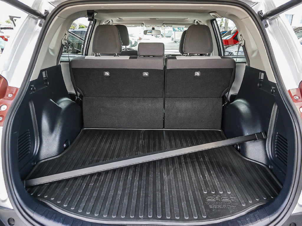 Used 2015 Toyota RAV4 XLE w/ Outdoor Package FWD image 25