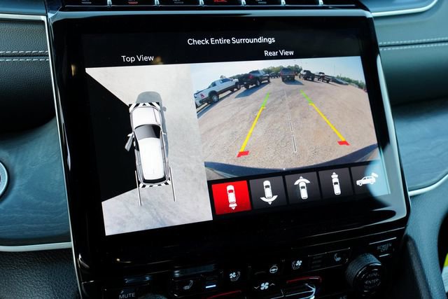 Certified 2025 Jeep Grand Cherokee Limited w/ Luxury Tech Group II image 23