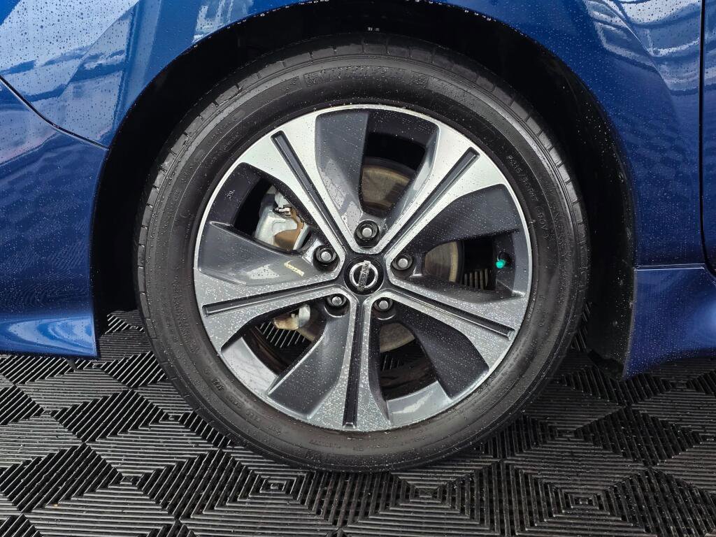 Used 2021 Nissan Leaf SV image 11
