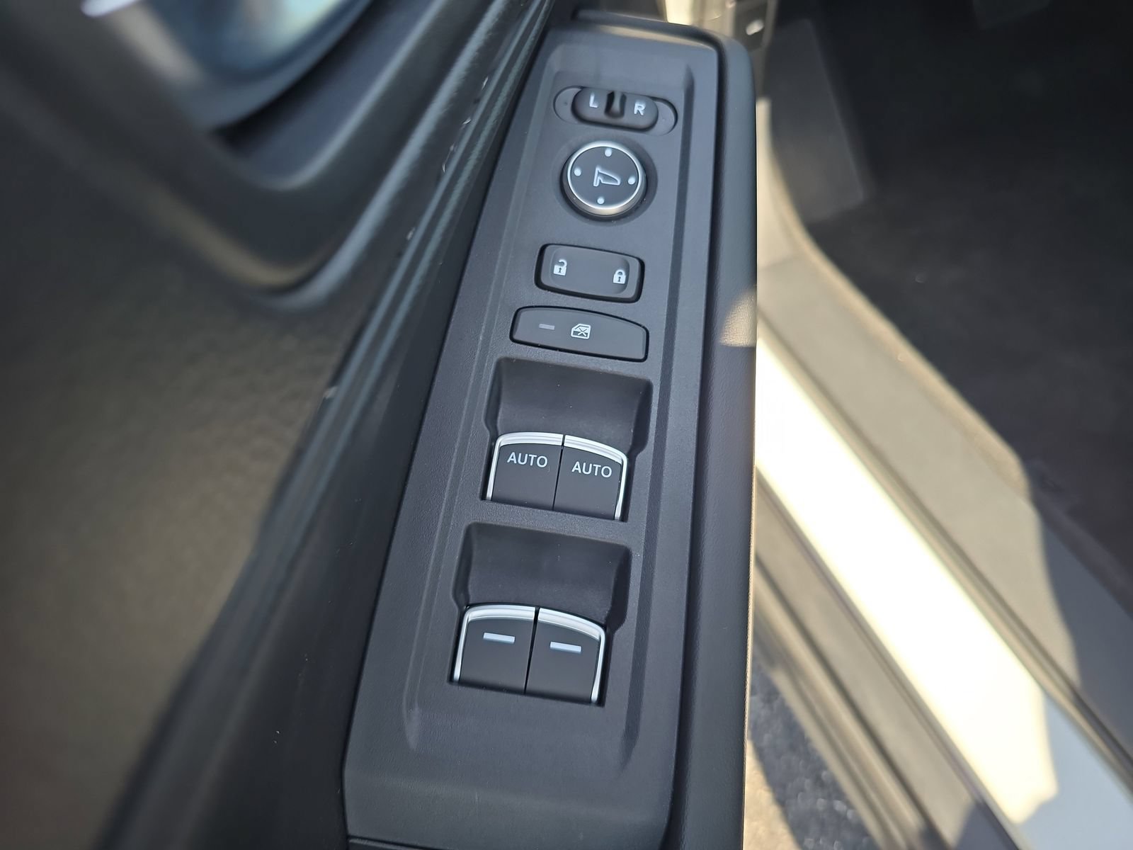 Certified 2025 Honda Accord LX image 14
