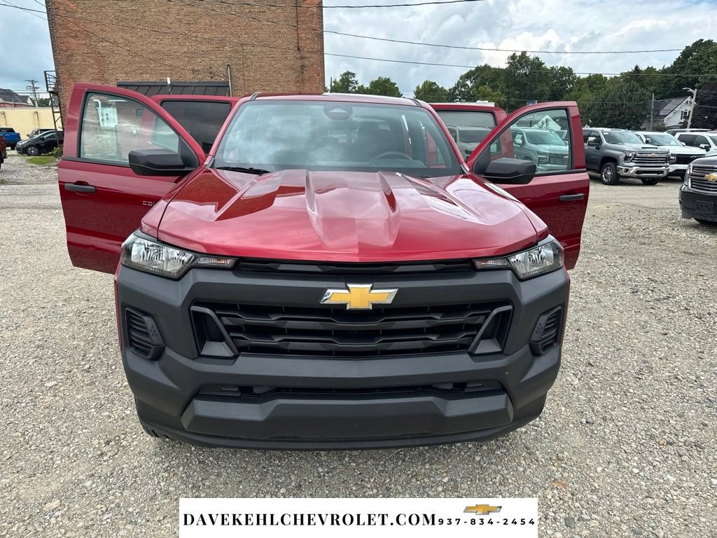 Used 2024 Chevrolet Colorado W/T w/ WT Convenience Package AWD/4WD image 25