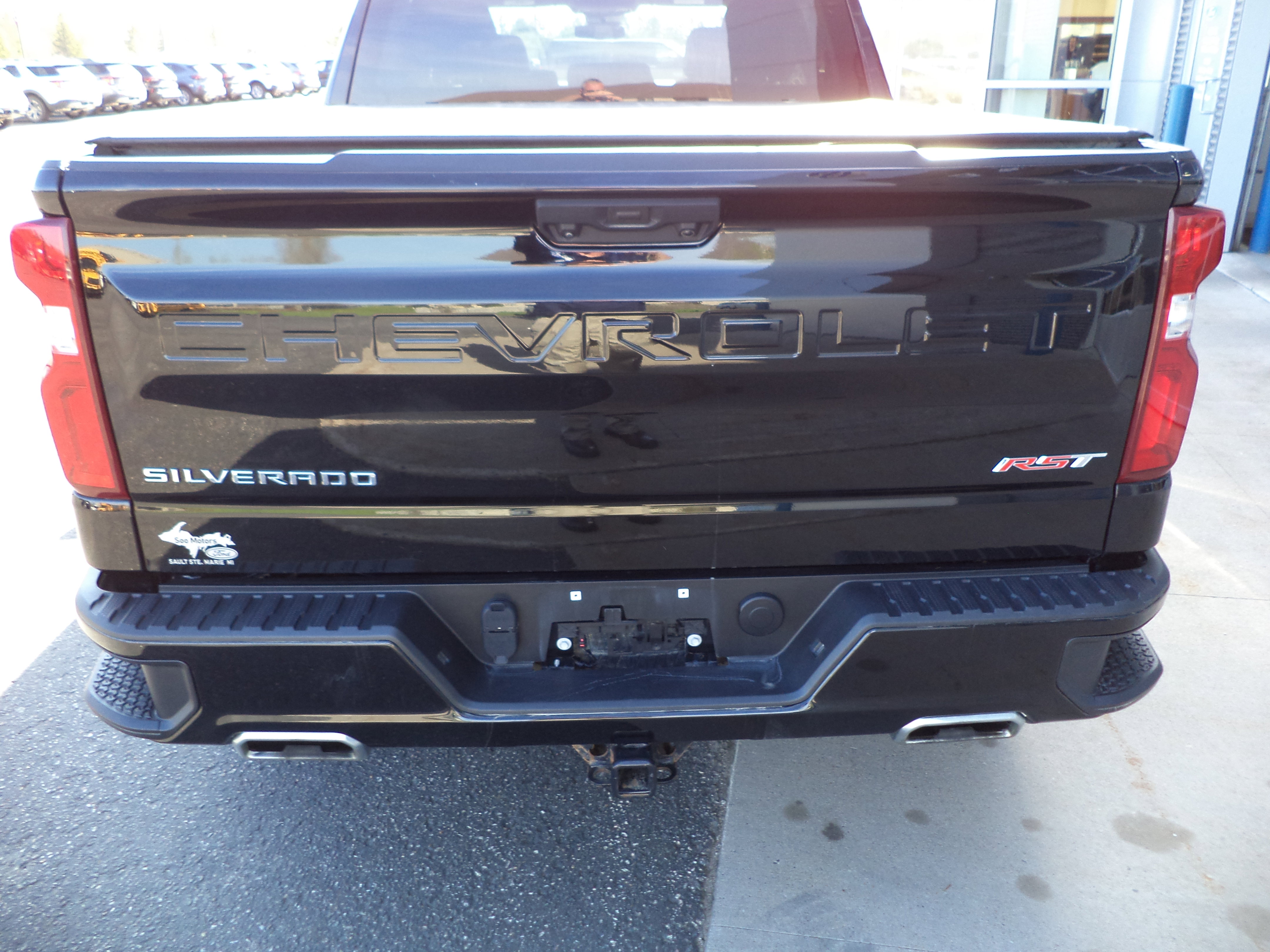 Used 2023 Chevrolet Silverado 1500 RST image 5
