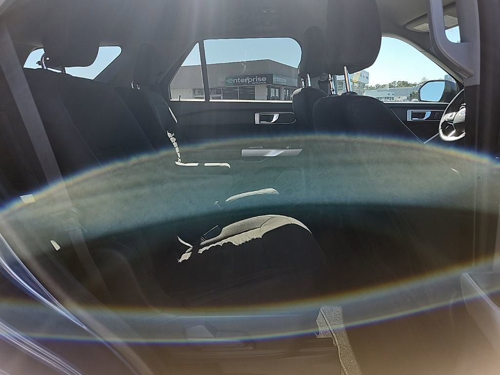 Used 2021 Ford Explorer XLT image 19