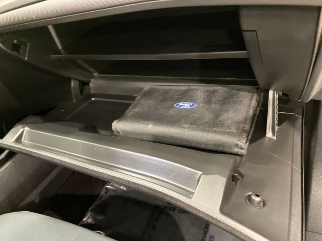 Used 2018 Ford Fusion SE w/ Fusion SE Technology Package FWD image 29