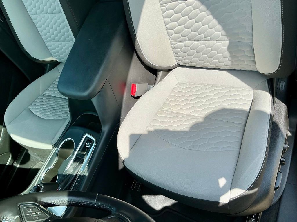 Used 2021 Chevrolet Equinox LT FWD image 41