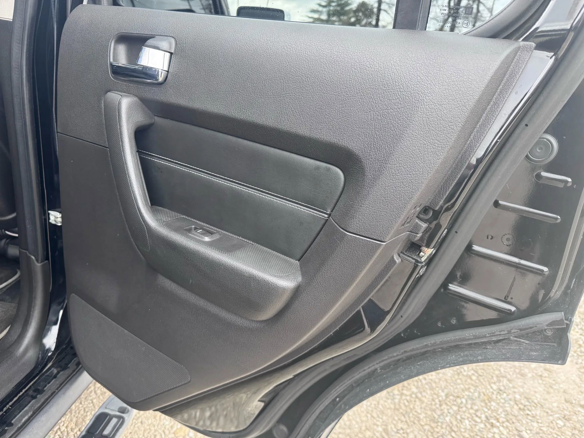 Used 2007 HUMMER H3 Luxury image 37