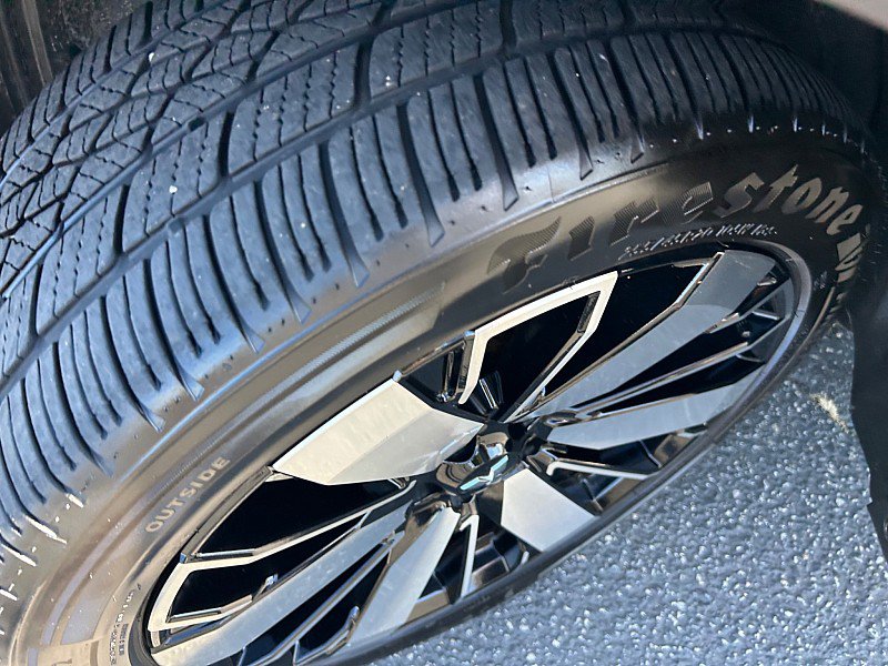 Used 2025 Mitsubishi Outlander SE FWD image 15