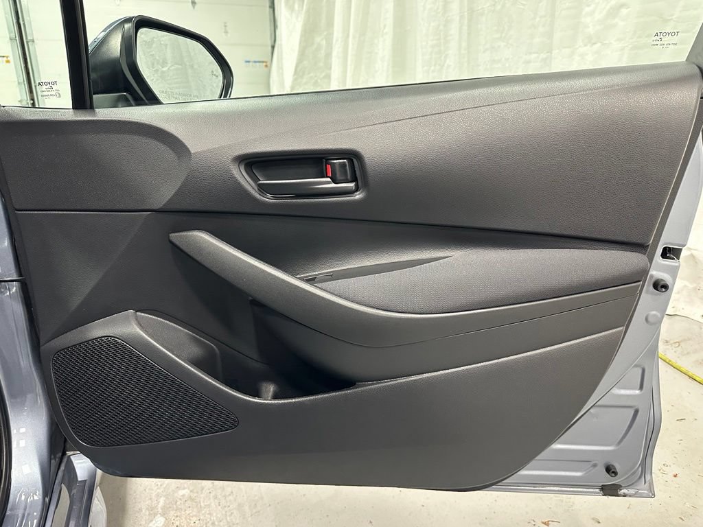 Used 2026 Toyota Corolla LE FWD image 56