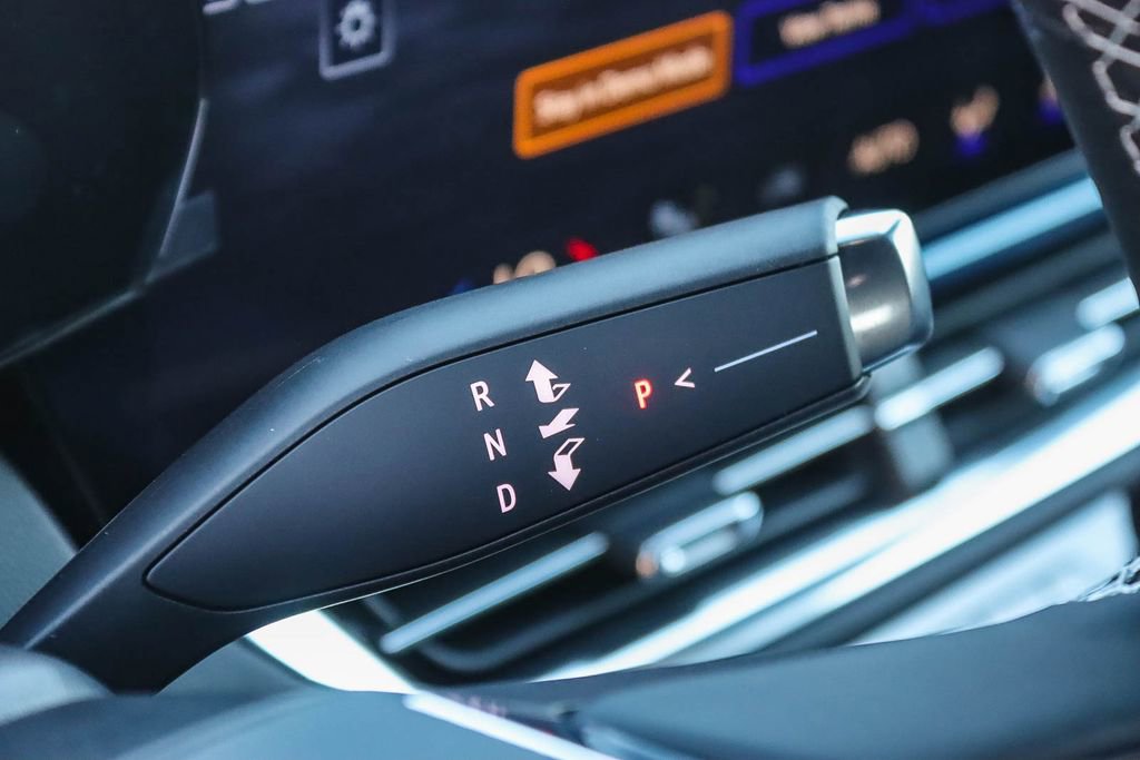 New 2026 Chevrolet Equinox EV LT image 18