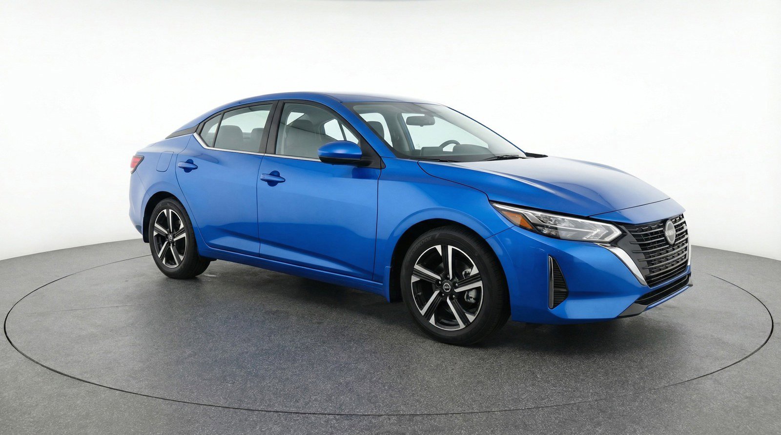 Used 2025 Nissan Sentra SV image 1
