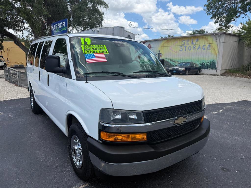 Used 2019 Chevrolet Express 2500 LT w/ LT Preferred Equipment Group RWD image 1