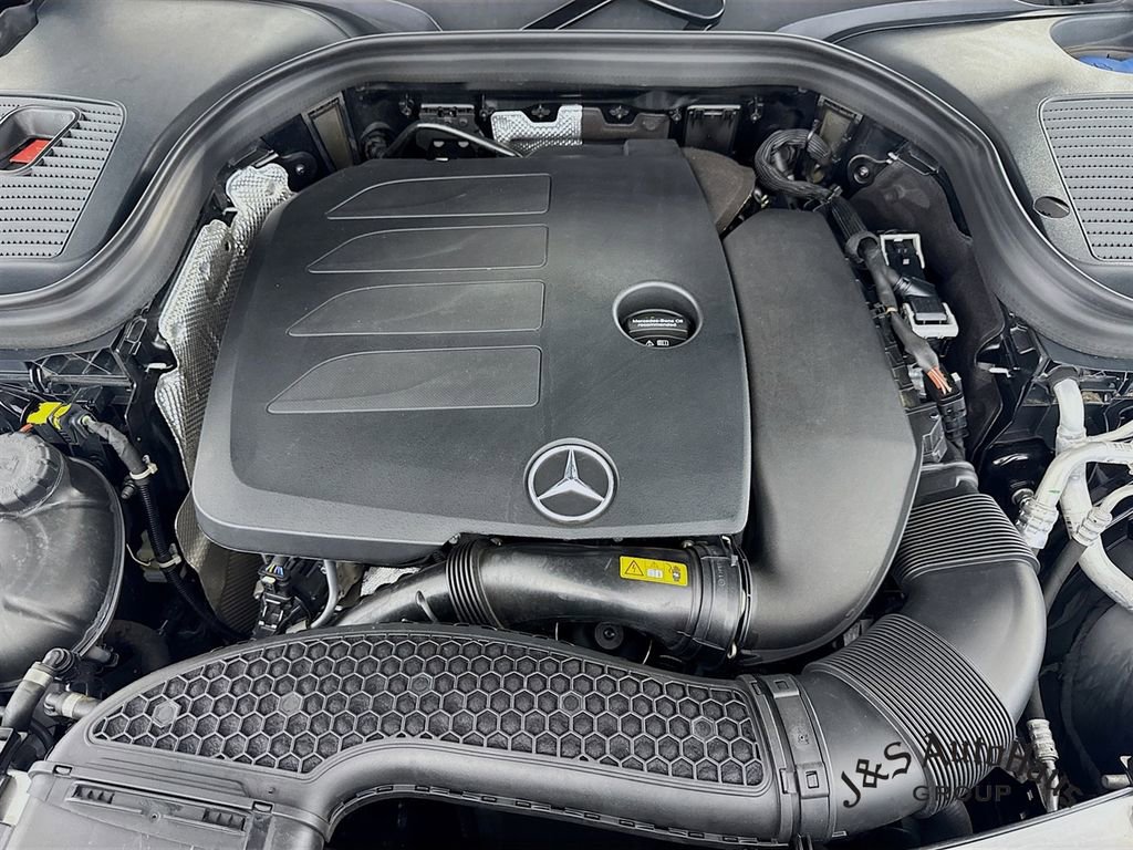 Used 2022 Mercedes-Benz GLC 300 GLC 300 image 36