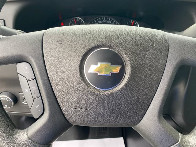 Certified 2025 Chevrolet Express 3500 LT w/ LT Preferred Equipment Group RWD image 8