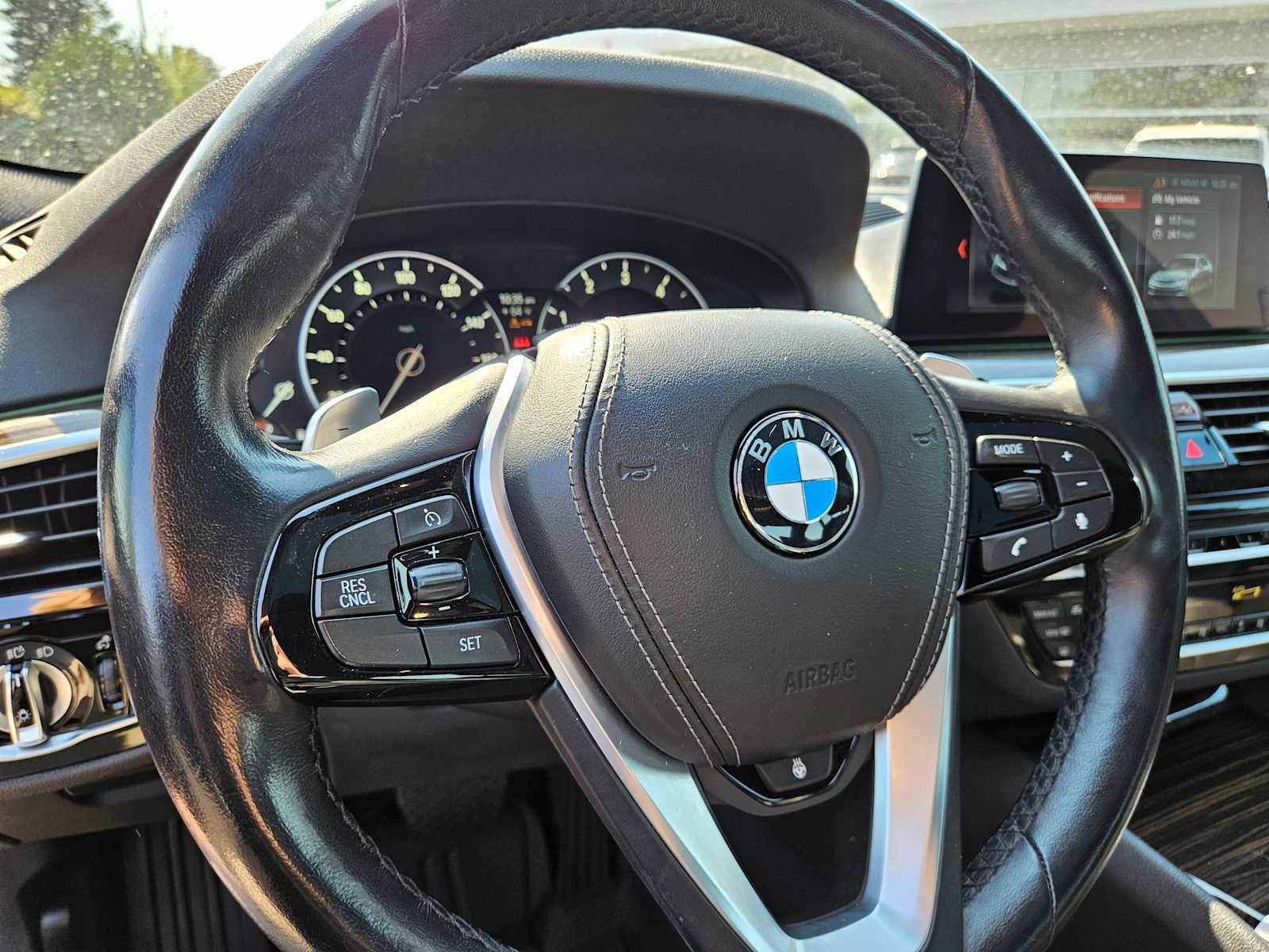 Used 2018 BMW 530i xDrive image 27
