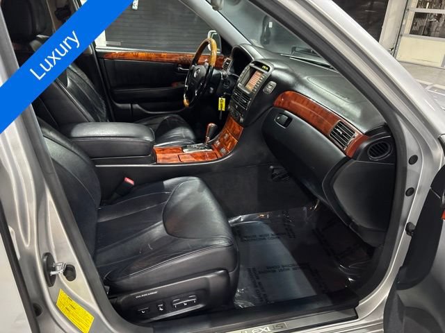 Used 2005 Lexus LS 430 RWD image 14