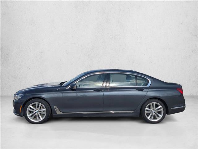 Used 2017 BMW 750i xDrive AWD/4WD image 9