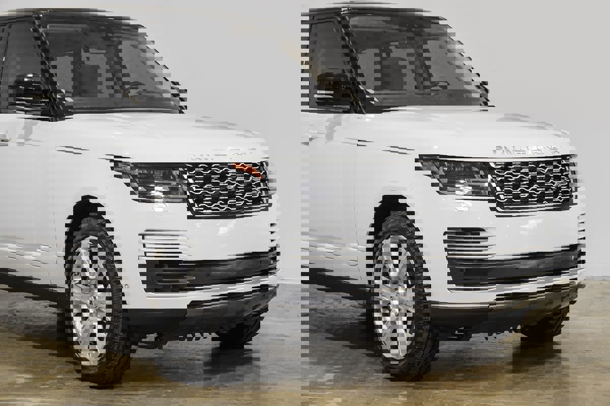 Used 2020 Land Rover Range Rover HSE AWD/4WD image 9