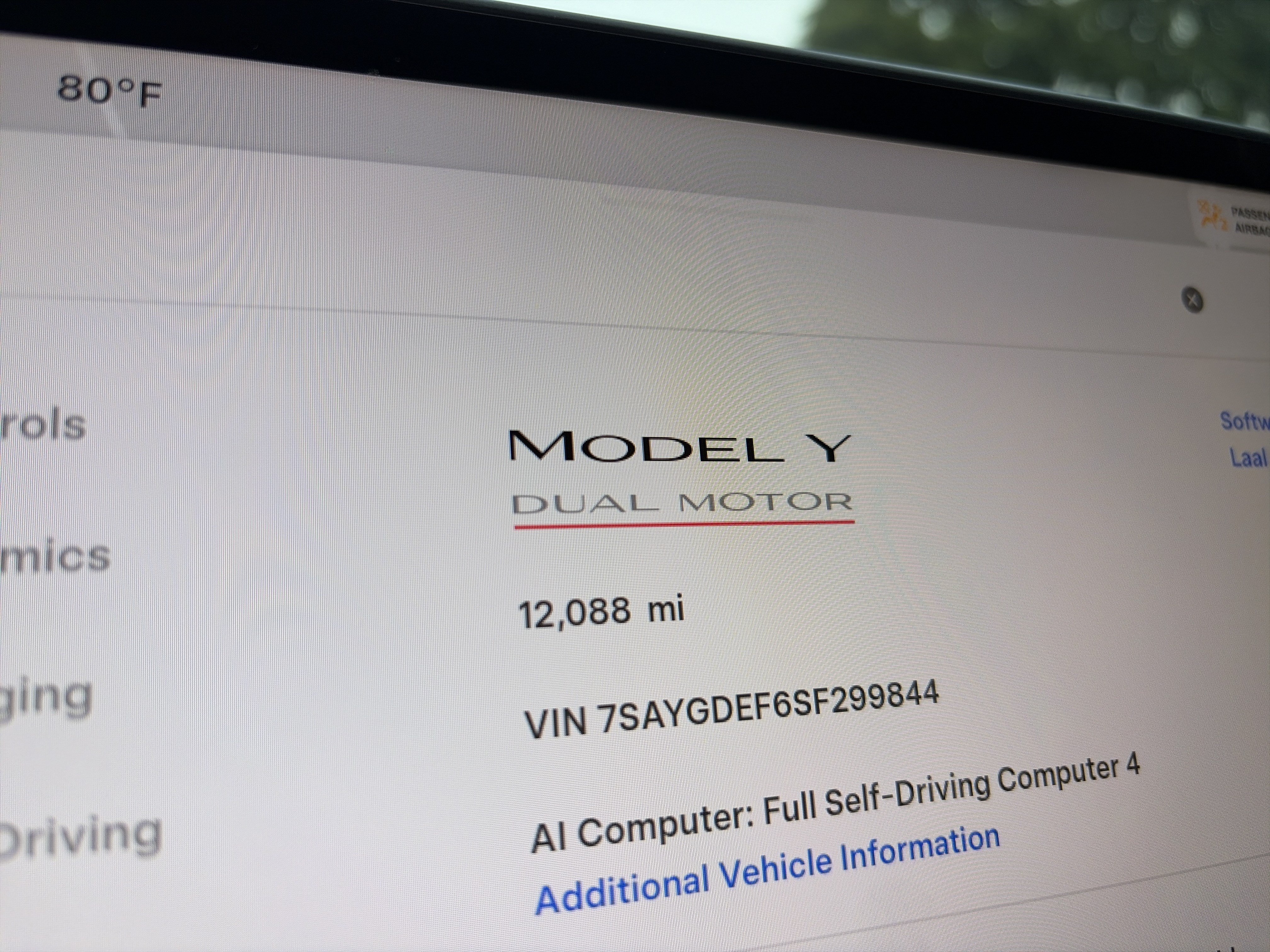 Used 2025 Tesla Model Y Performance AWD/4WD image 33