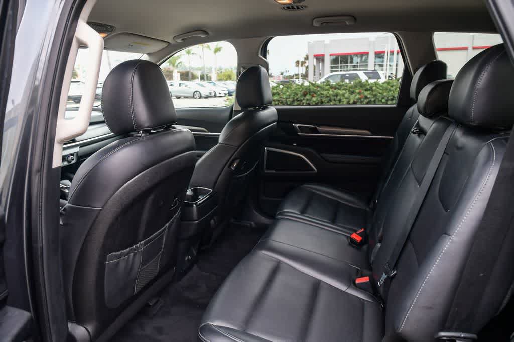 Used 2021 Kia Telluride LX FWD image 18