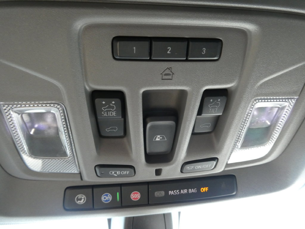 Used 2020 Chevrolet Silverado 1500 RST AWD/4WD image 27