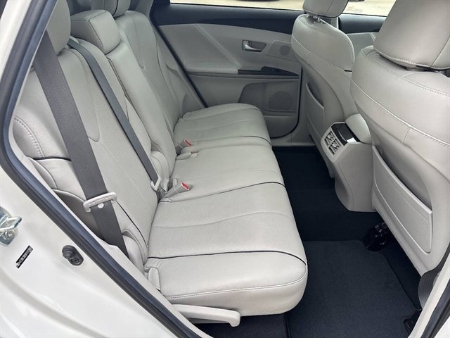 Used 2015 Toyota Venza XLE w/ XLE Premium Package AWD/4WD image 18