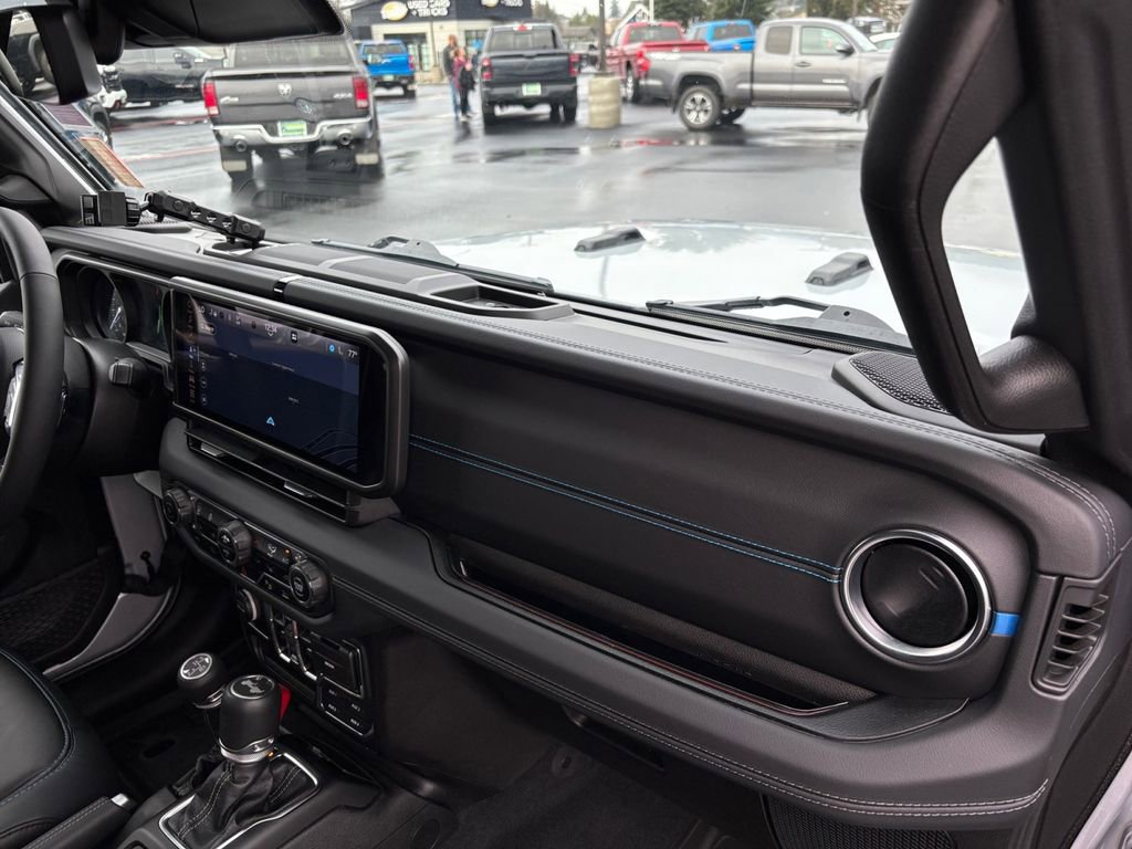 Used 2024 Jeep Wrangler High Altitude image 27