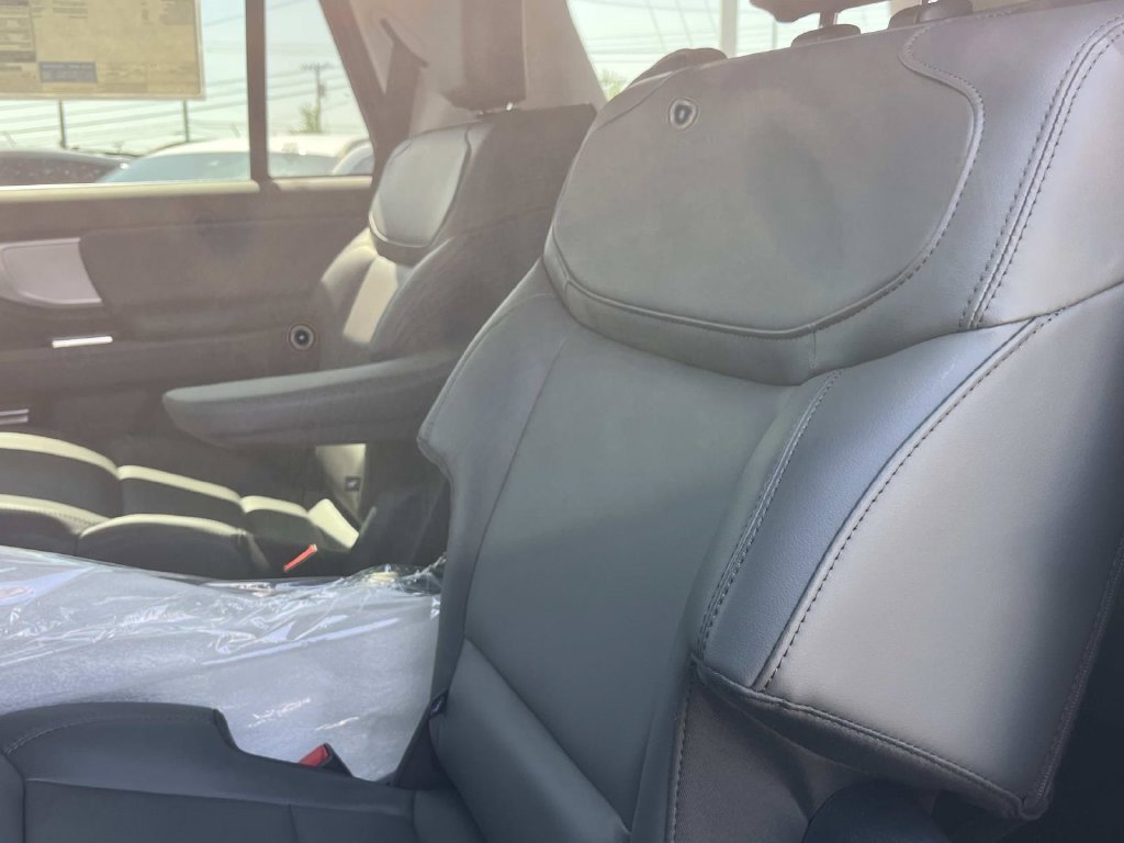 New 2026 Ford Expedition Active RWD image 27