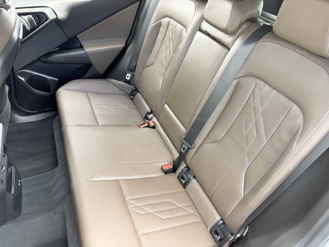 Certified 2025 BMW X3 M50 w/ Premium Package AWD/4WD image 18