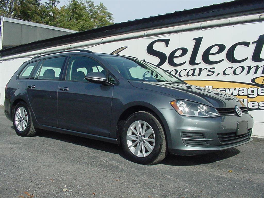 Used 2017 Volkswagen Golf S