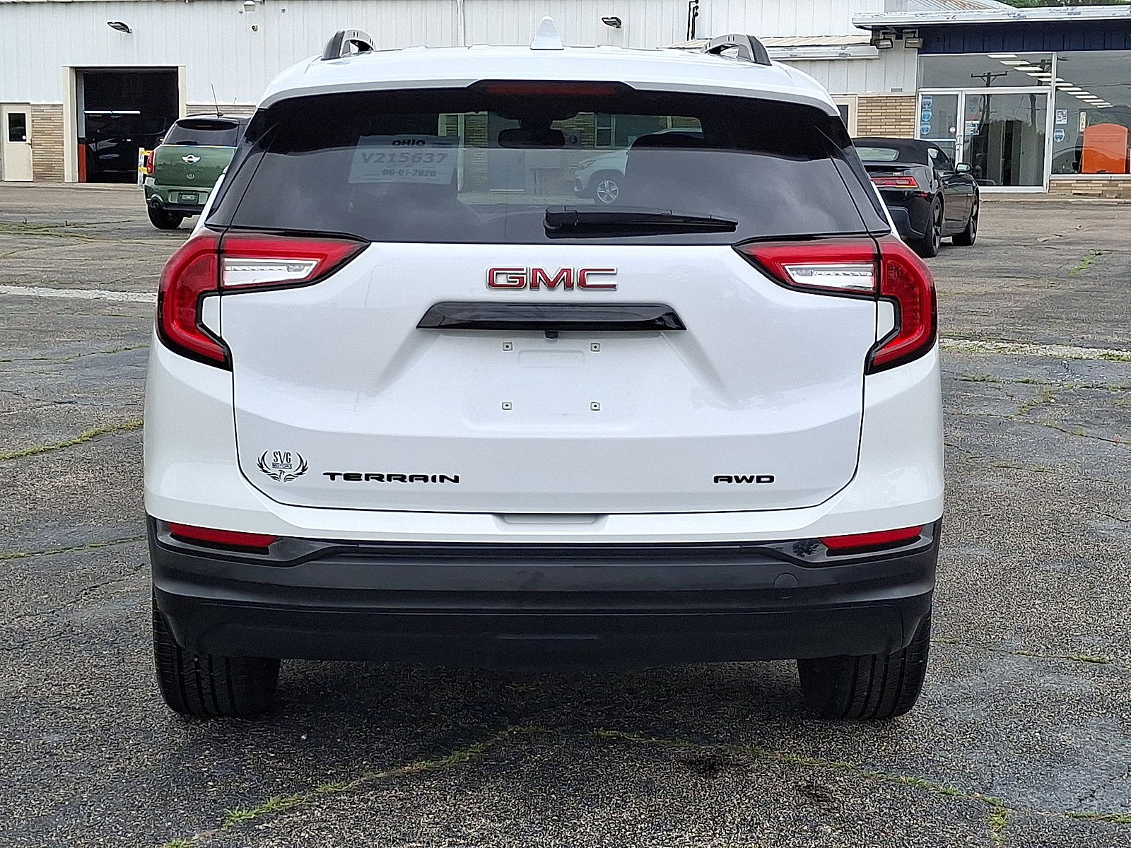 Used 2023 GMC Terrain SLE w/ Driver Convenience Package AWD/4WD image 23