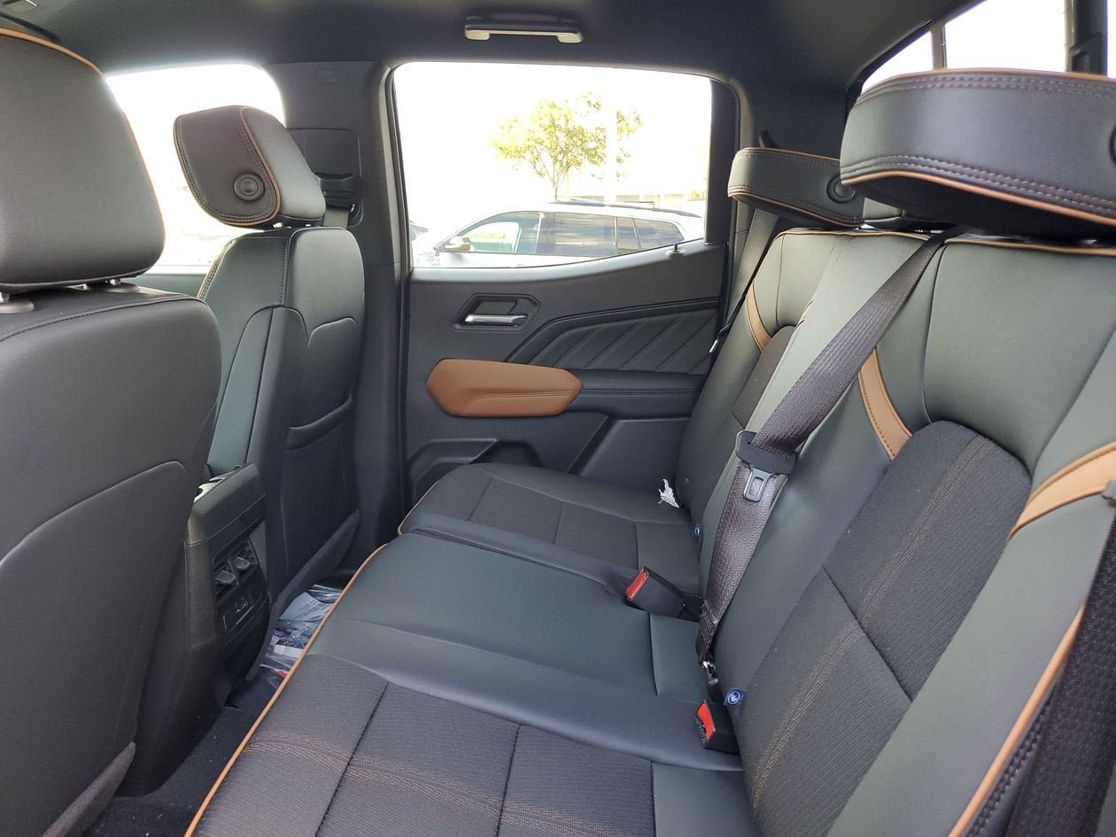 New 2026 GMC Canyon AT4 AWD/4WD image 11