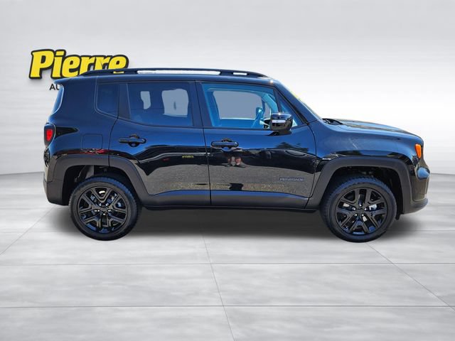 Used 2023 Jeep Renegade Altitude w/ Sun/Sound Group AWD/4WD image 6