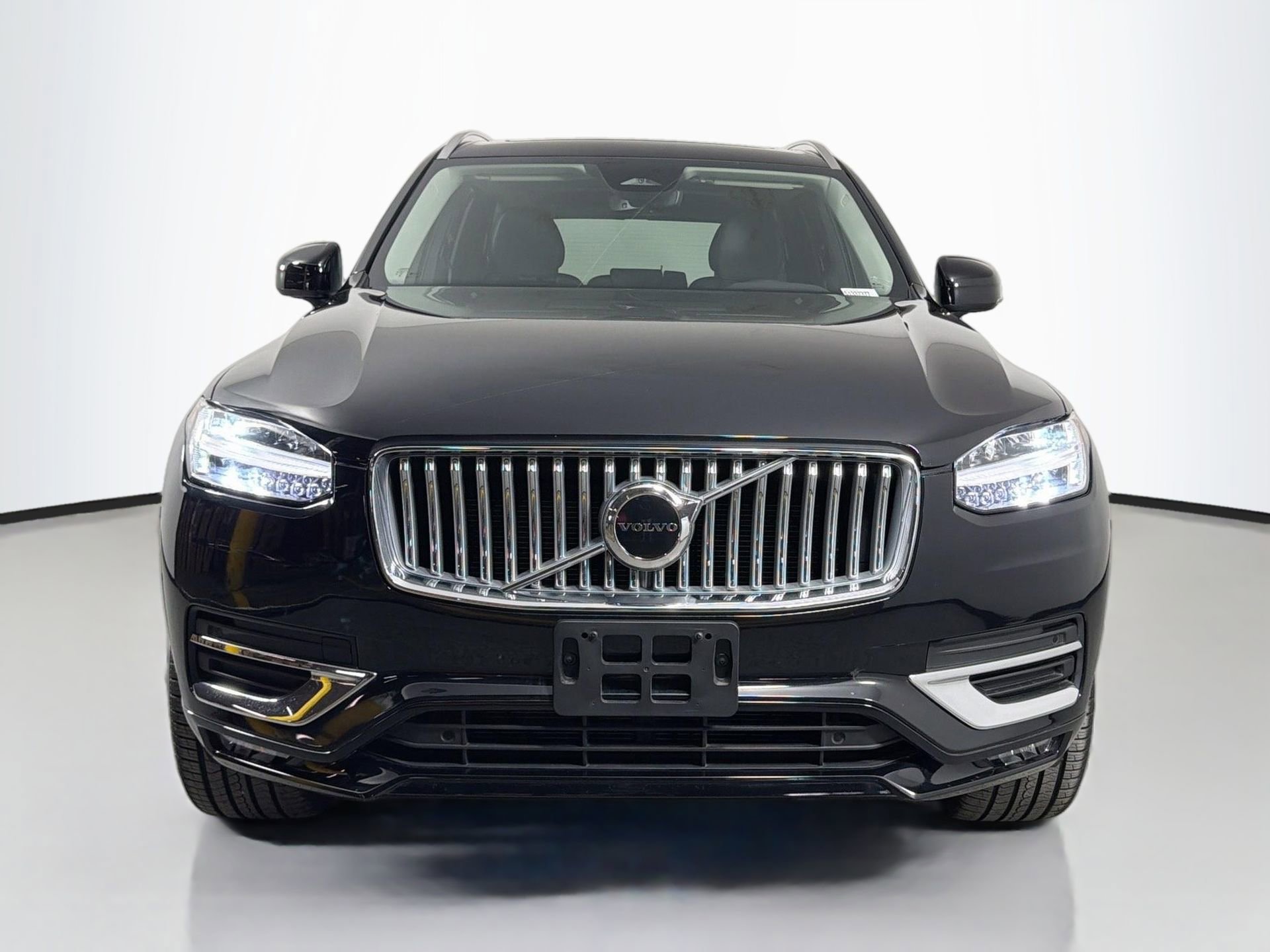 Certified 2025 Volvo XC90 B5 Core AWD/4WD video 2