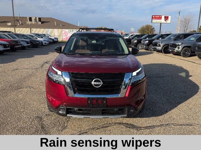 Used 2022 Nissan Pathfinder Platinum w/ Cargo Package image 16