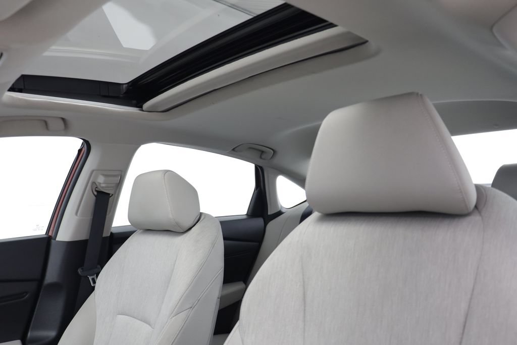 Used 2023 Honda Accord EX image 12