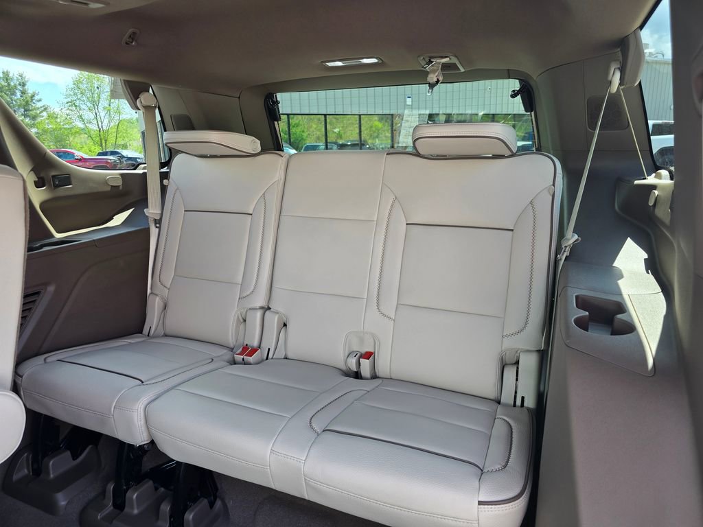 New 2026 GMC Yukon Denali AWD/4WD image 14