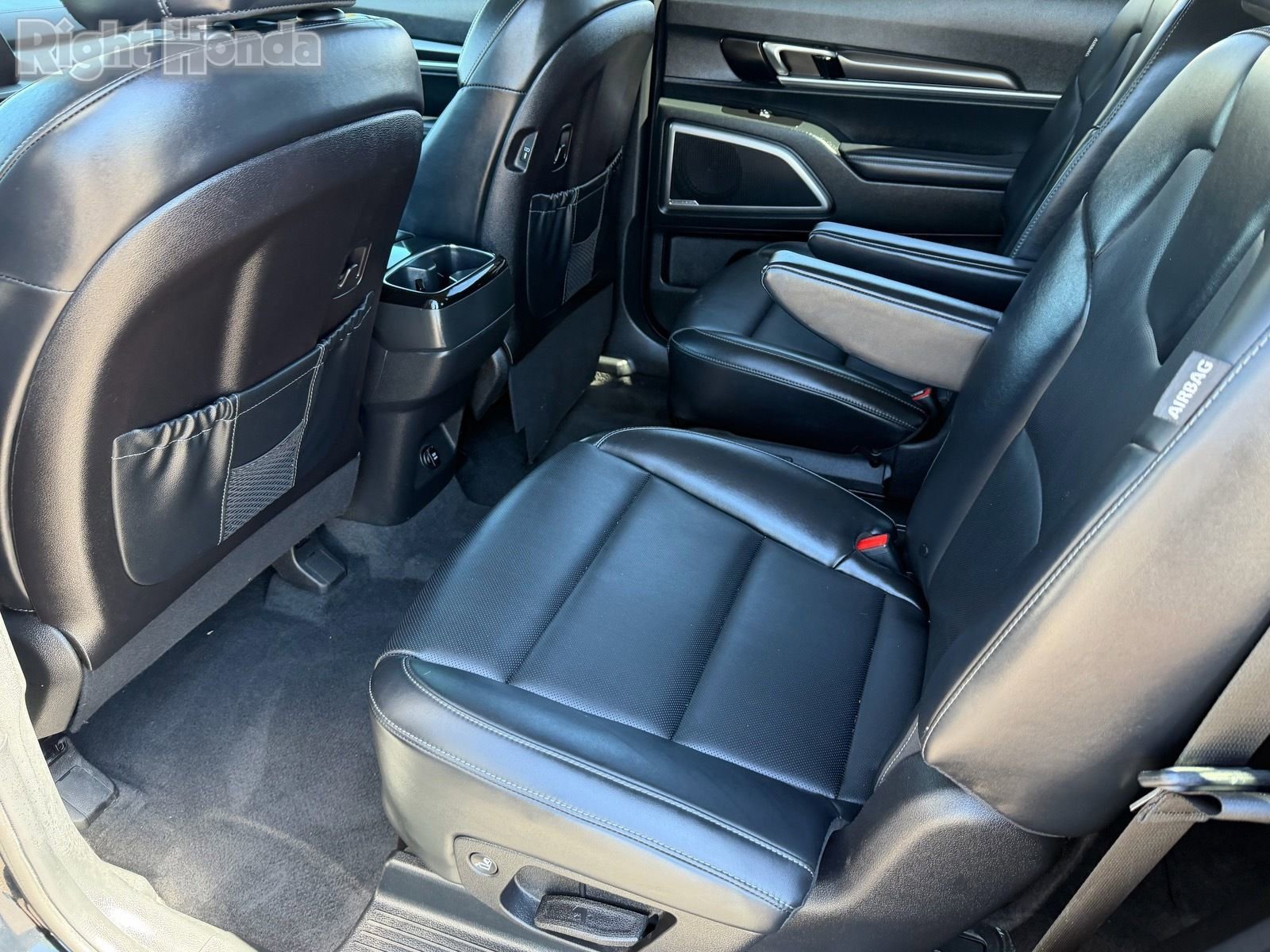 Used 2025 Kia Telluride S image 18