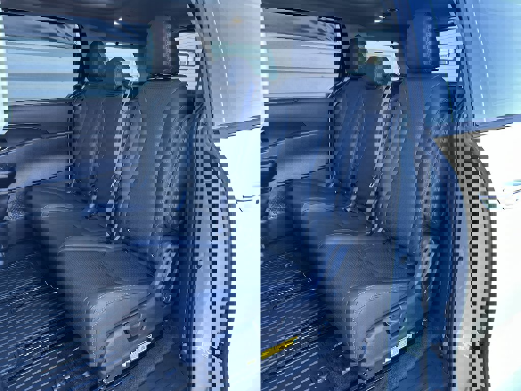 New 2026 Kia Carnival SX Prestige image 11