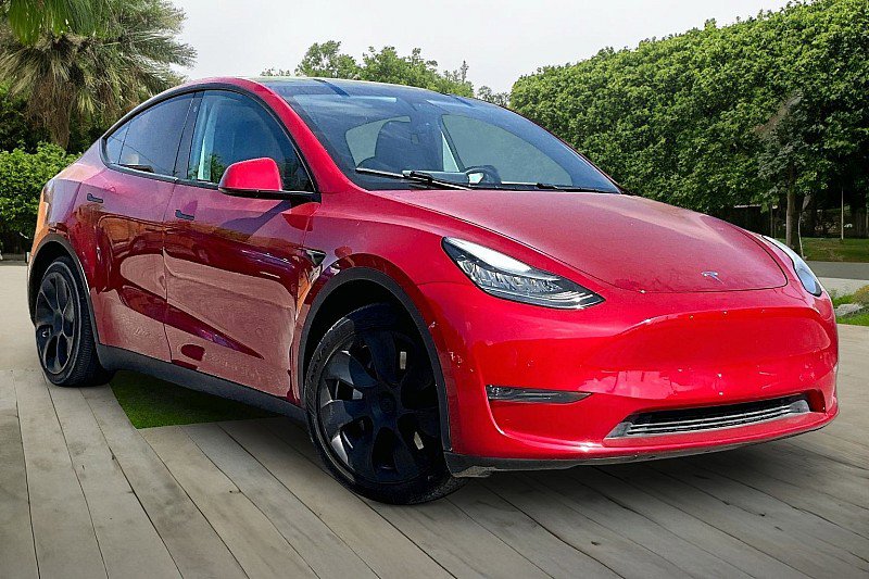 Used 2020 Tesla Model Y Long Range image 10