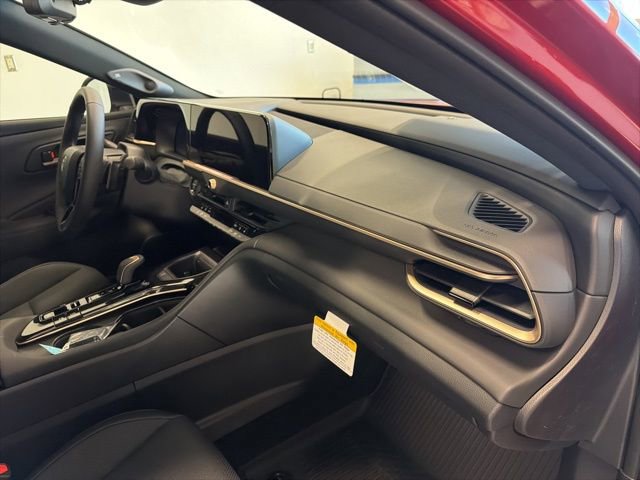 New 2025 Toyota Crown Signia image 25