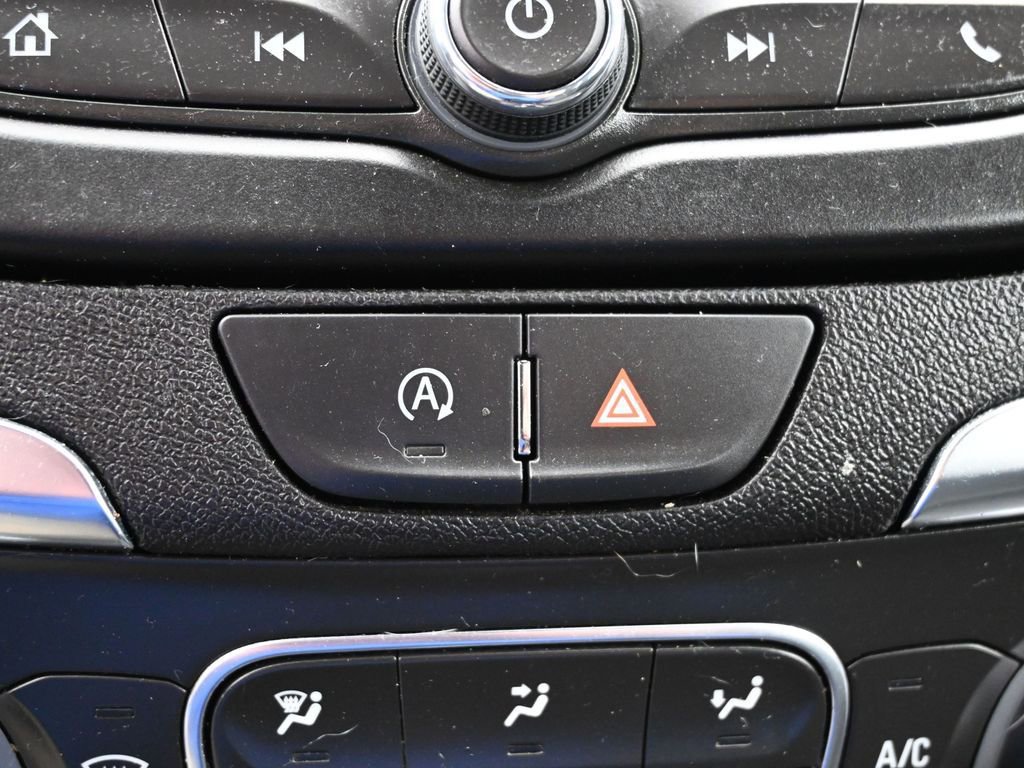 Used 2024 Chevrolet Equinox LT image 17