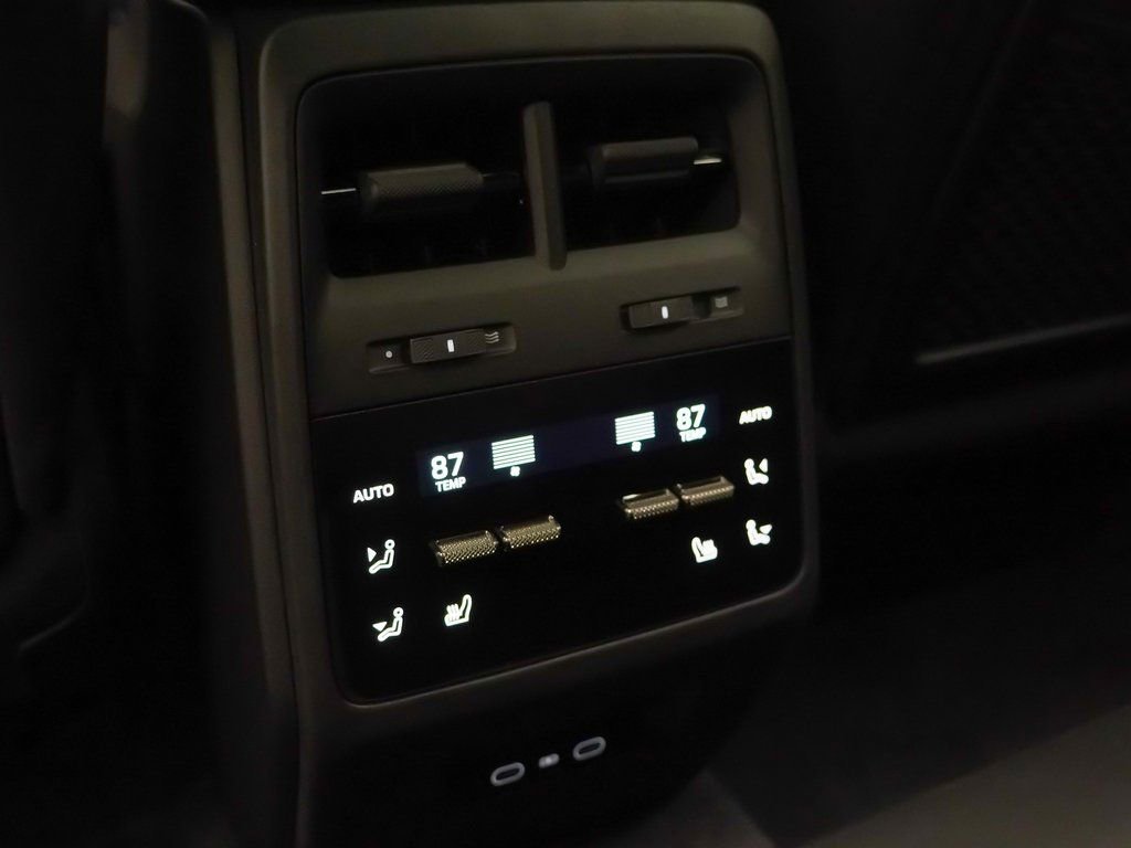 New 2025 Porsche Macan Turbo Electric image 21