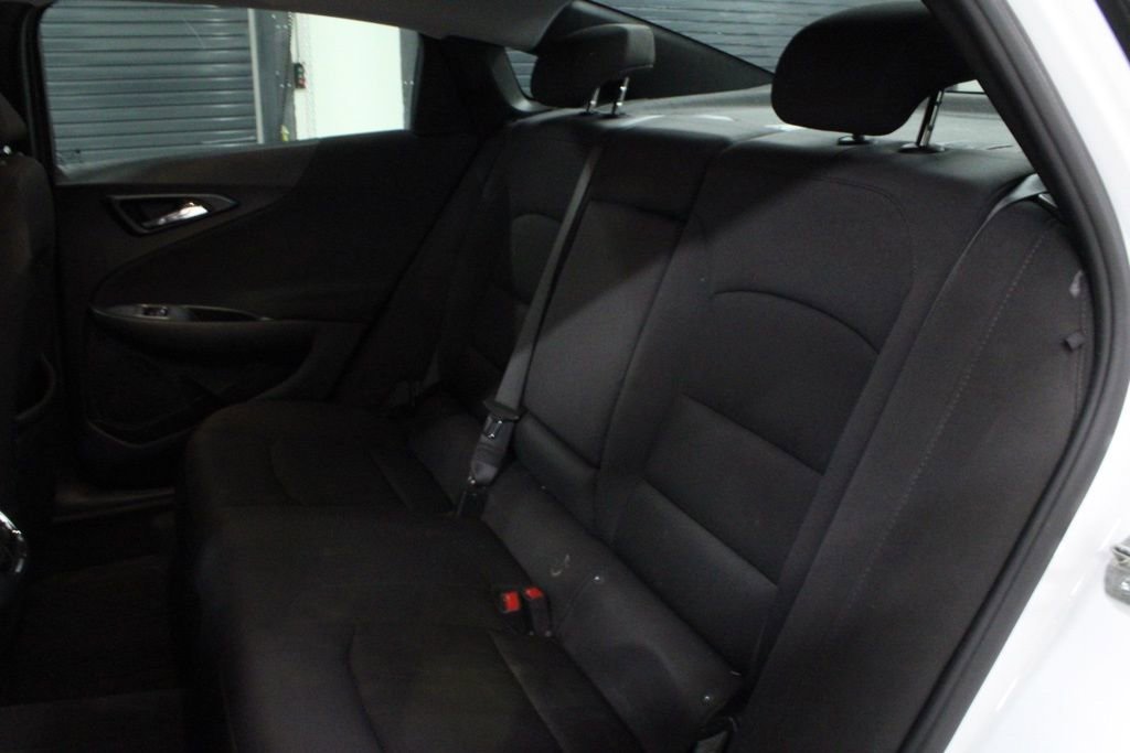 Used 2023 Chevrolet Malibu LT FWD image 30