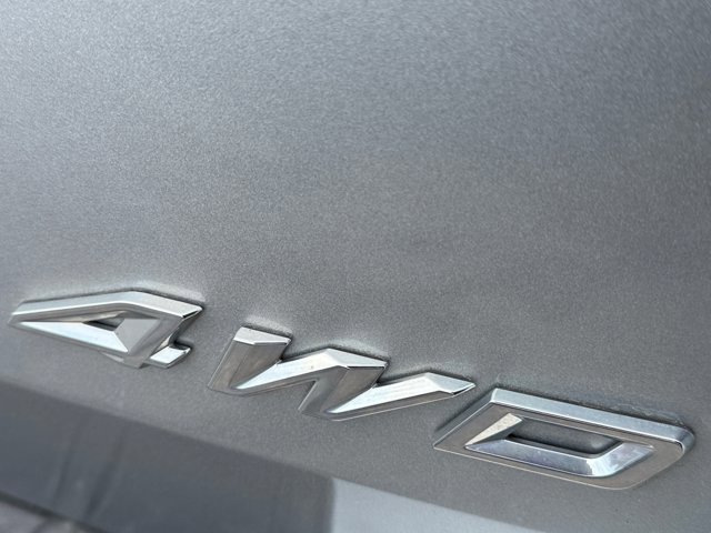 Used 2023 Ford Explorer XLT image 14