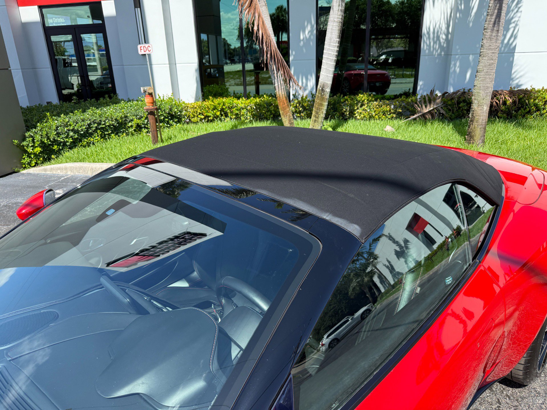 Used 2020 Aston Martin DB11 Volante RWD image 28