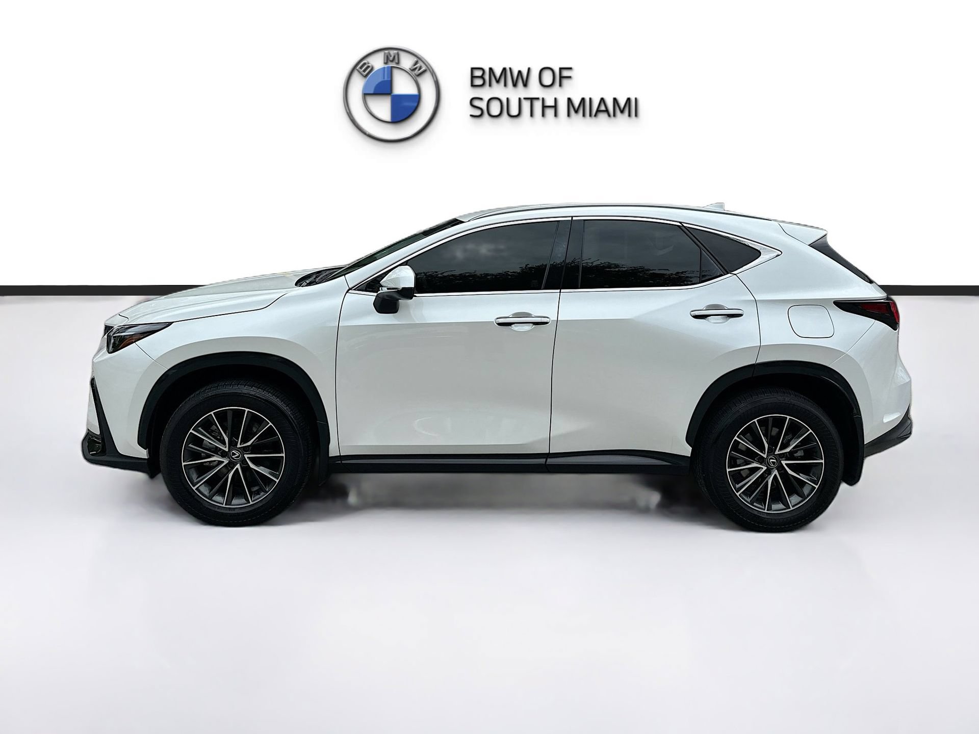 Used 2025 Lexus NX 250 FWD w/ Accessory Package (K3) image 4