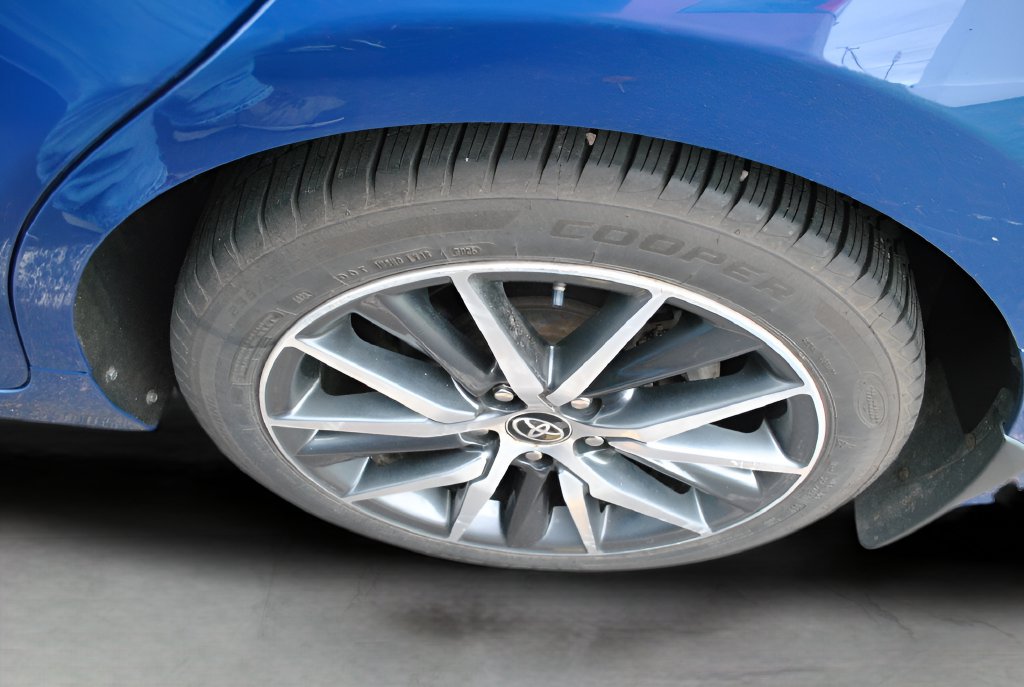 Certified 2024 Toyota Camry XLE w/ Cold Weather Package FWD image 27