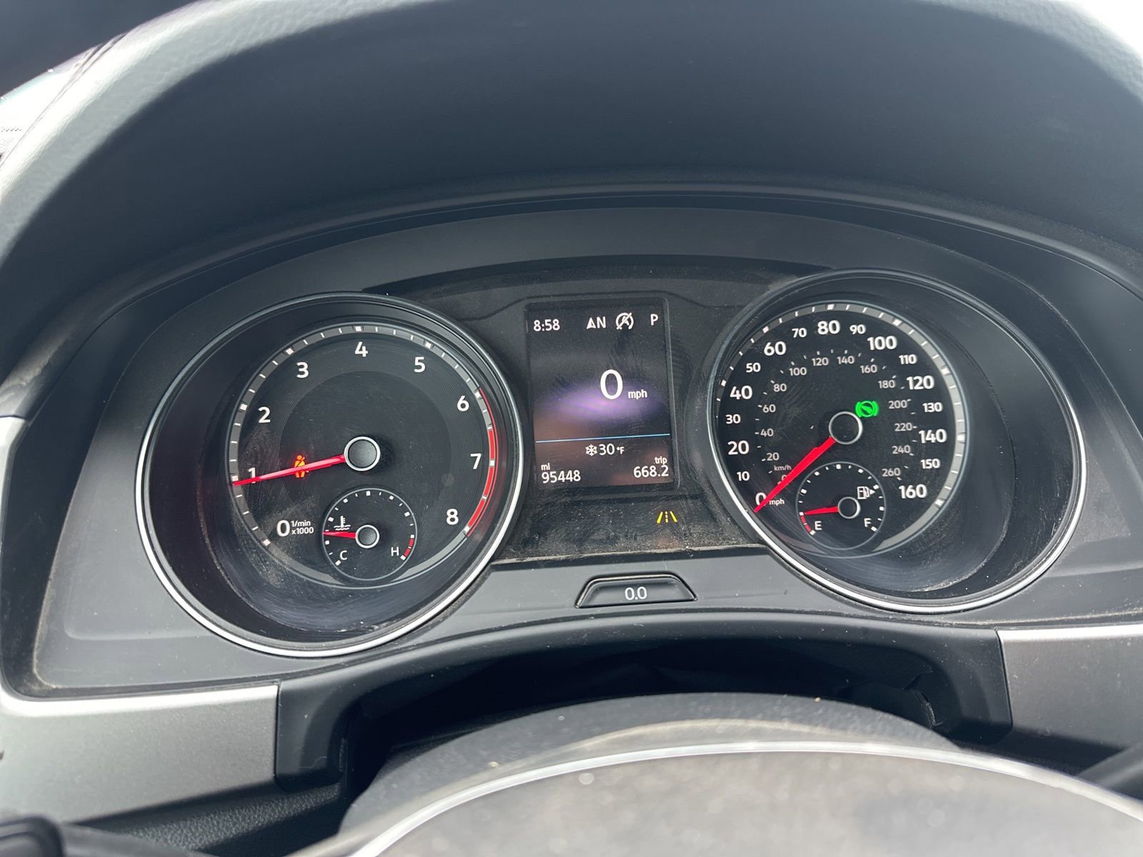 Used 2019 Volkswagen Atlas SE w/ Towing Package image 6